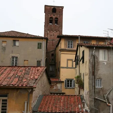 Giara Cozy Apartment Lucca